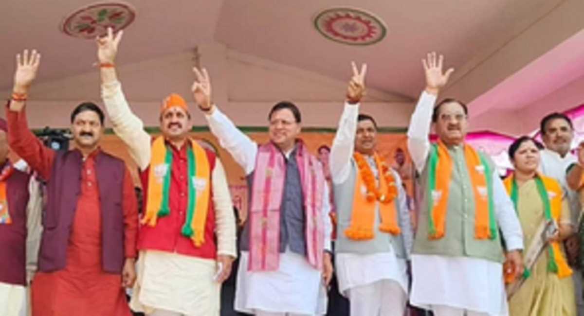 डबल इंजन की सरकार जनता की आशाओं और अपेक्षाओं पर कार्य कर रही है : सीएम धामी